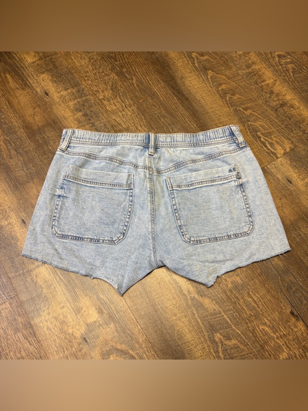 American Eagle Easy Shortie Denim Jean Shorts Womens 8 Elastic Back Waist - Picture 7 of 10